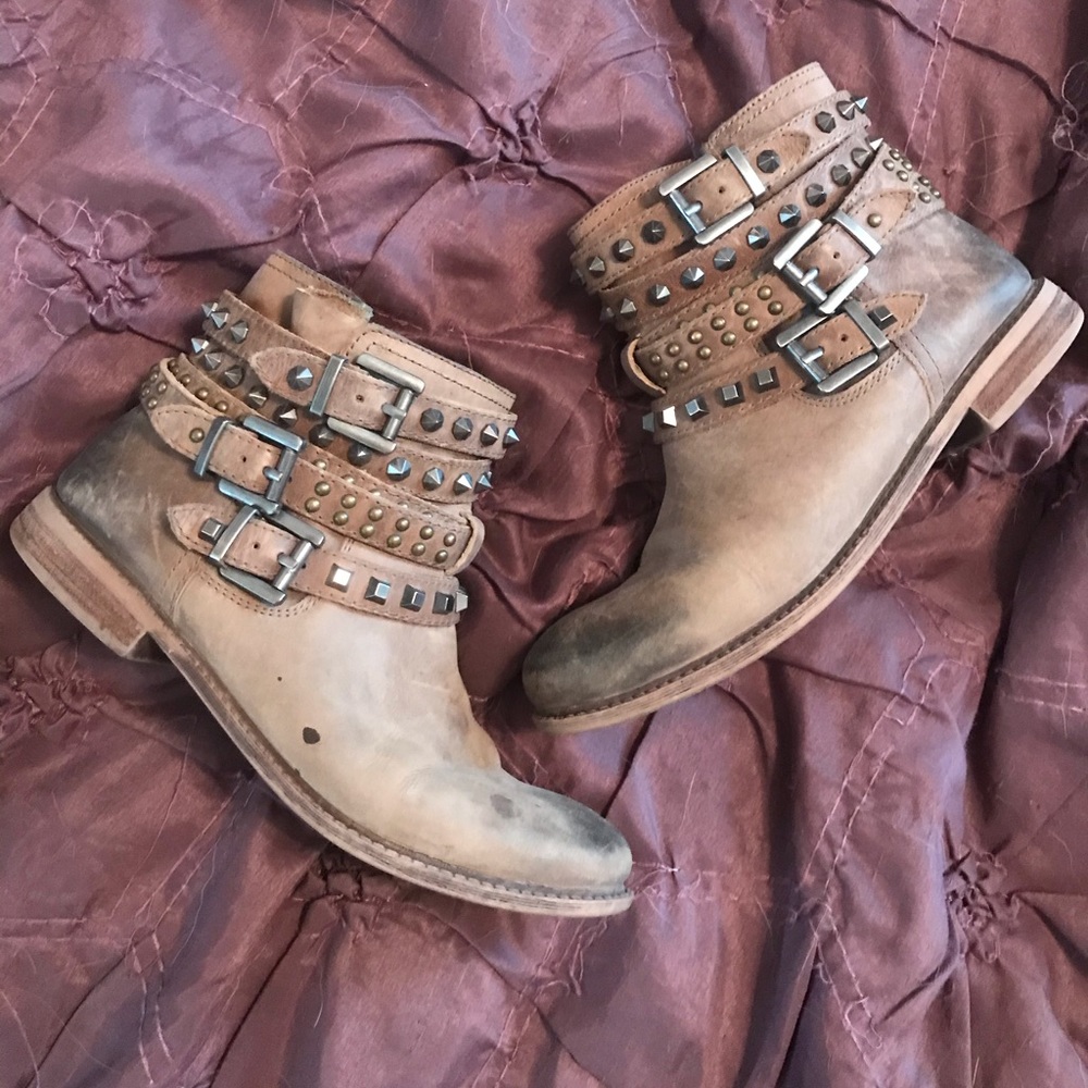 Gianni Bini Shoes